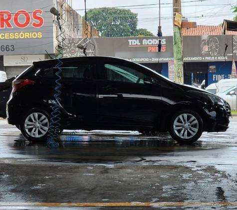 HYUNDAI HB20 1.0 COMFORT PLUS 12V FLEX 4P MANUAL